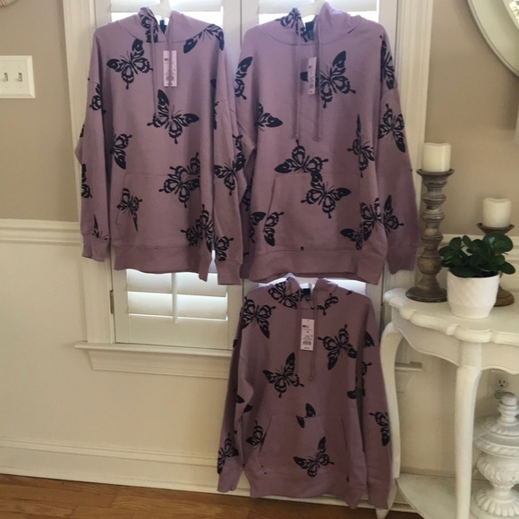 Wild fable purple & black butterfly hoodie new - Picture 6 of 8